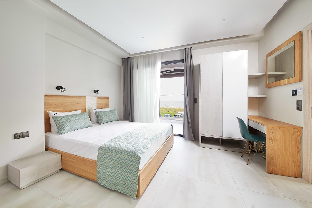 Albatros Suites Vrasná Exterior foto